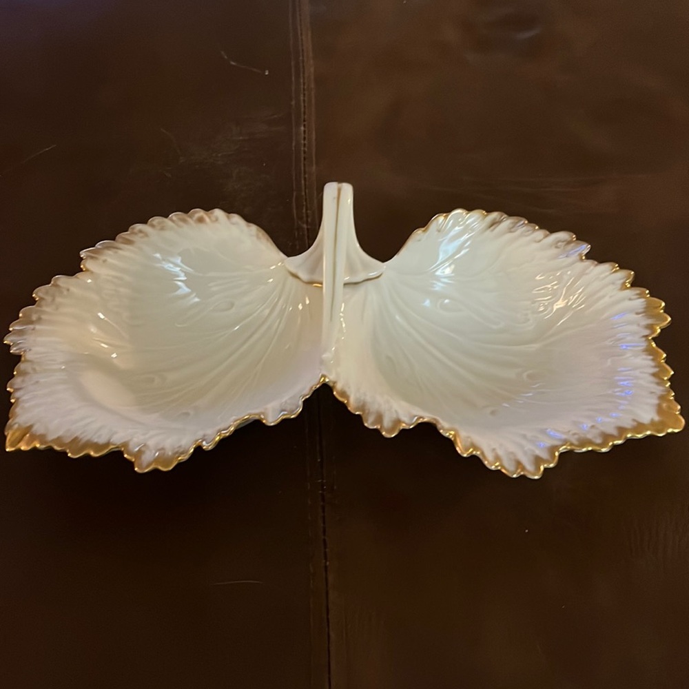 Lenox Cream with gold edge double leaf candy or serving dish